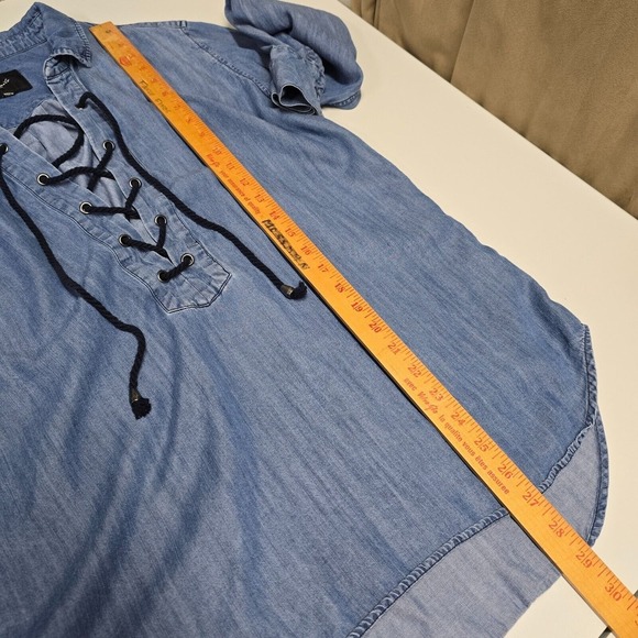 Rails Top Womens Medium Blue Raquel Chambray Lace Up Front Tencel Boho Hippie - Picture 10 of 11